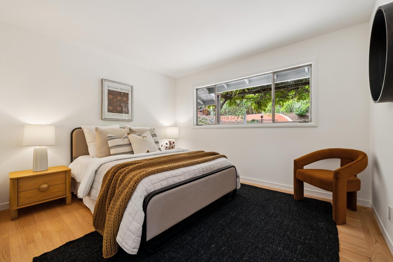 290 Stuyvesant Drive