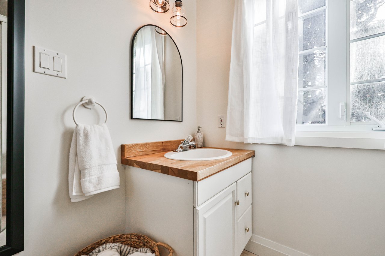 52 Kerr Street, Oakville