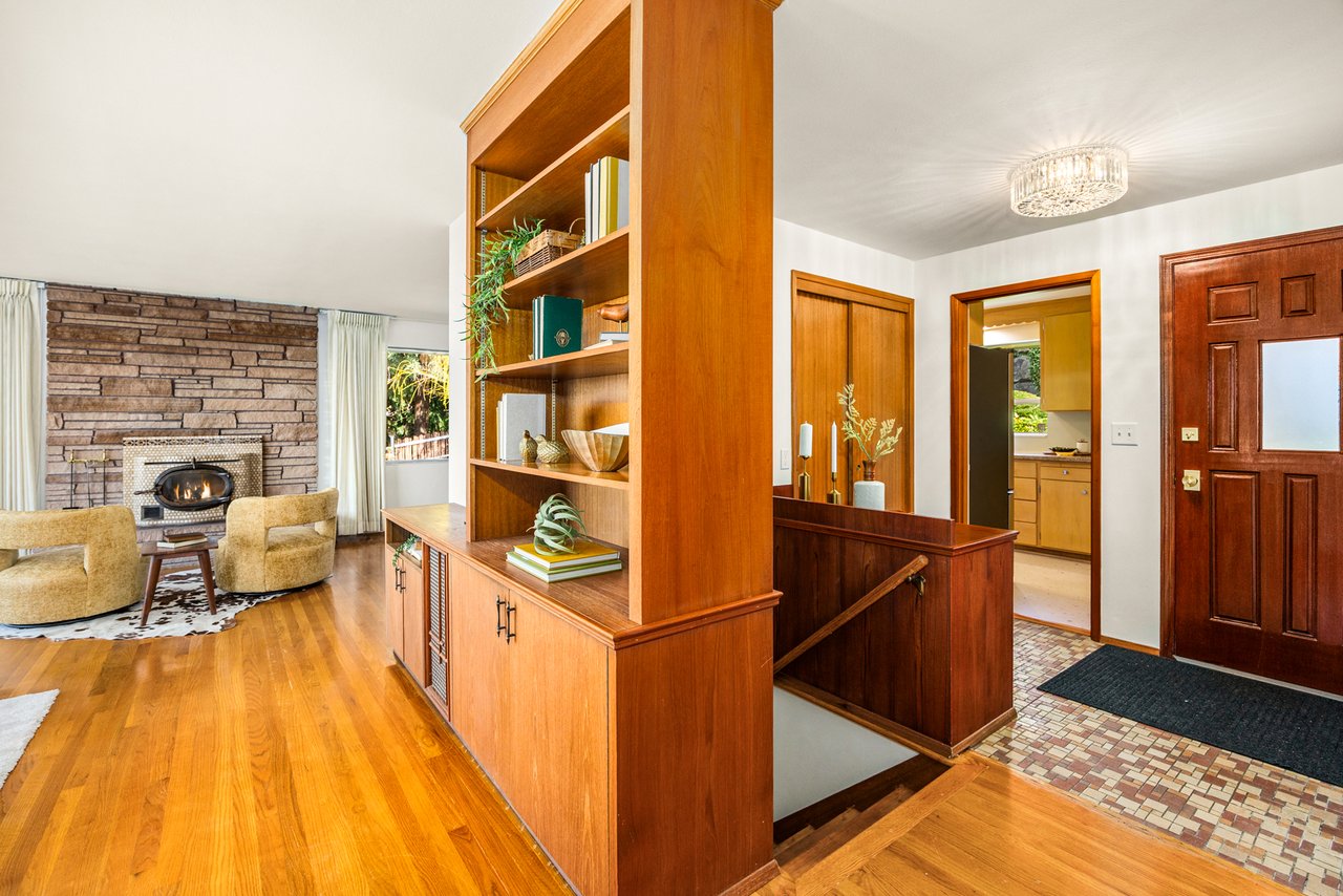 West Seattle Mid-Century Gem
