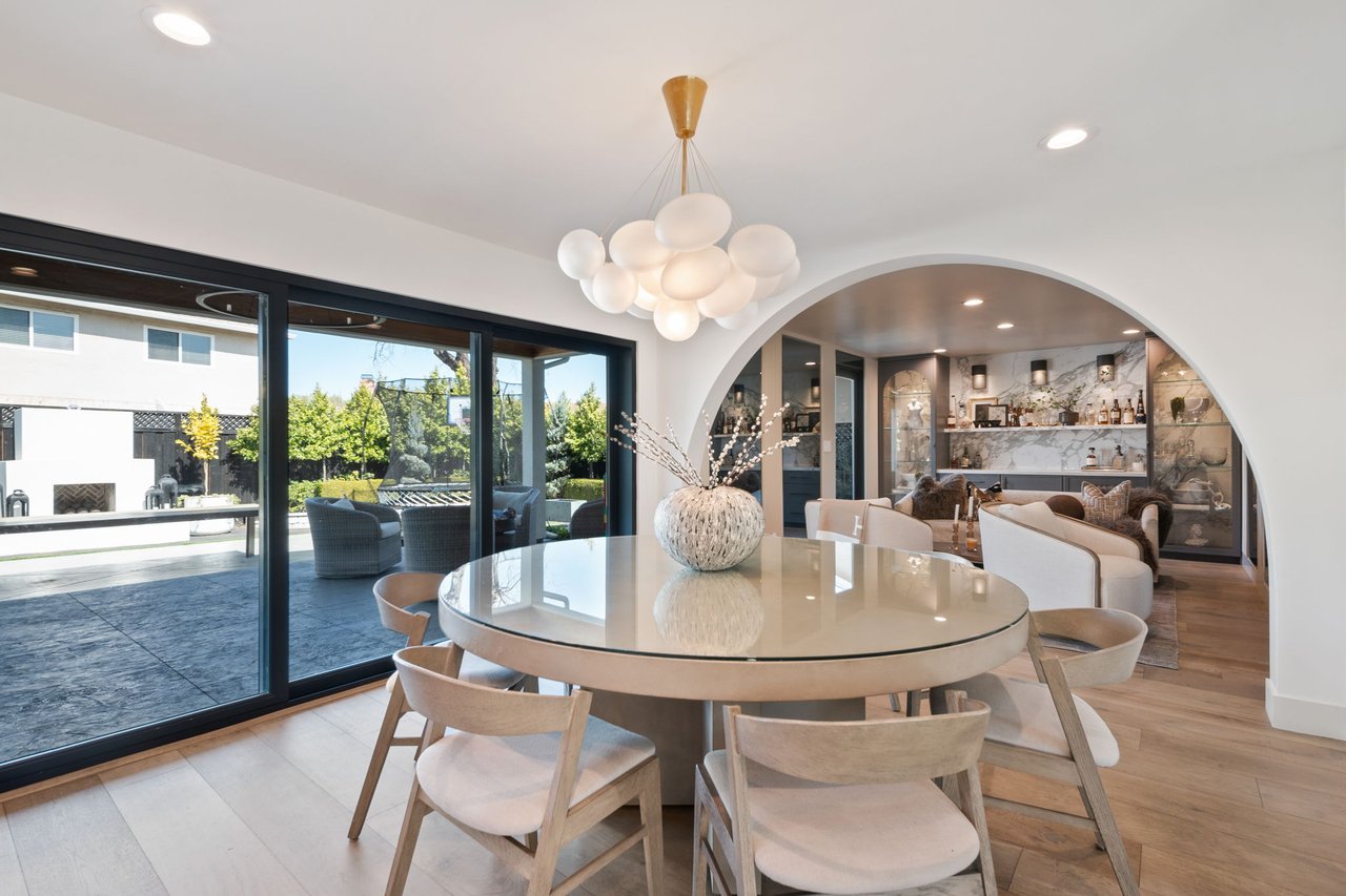 Edenbury Ln