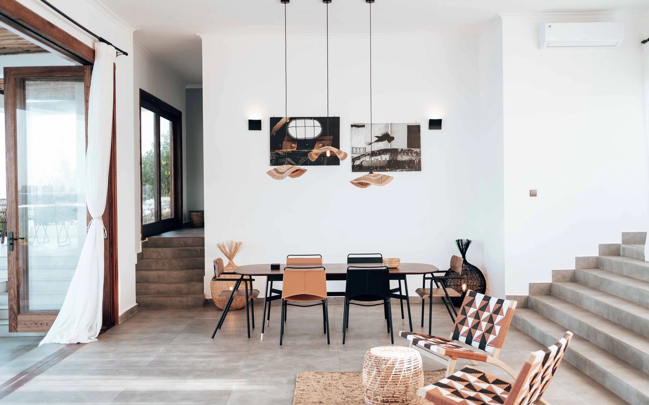 From Decorating to Staging