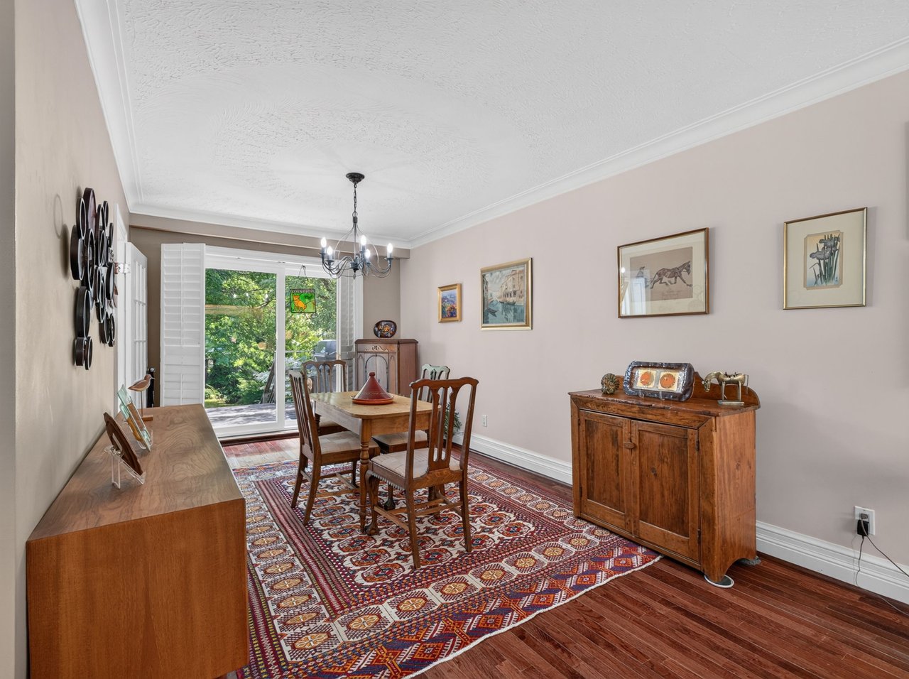SOLD: Meticulously Maintained Residence