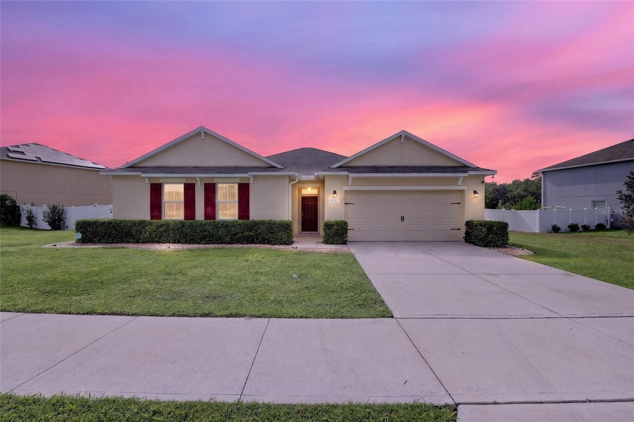 4222 NE 29th Place