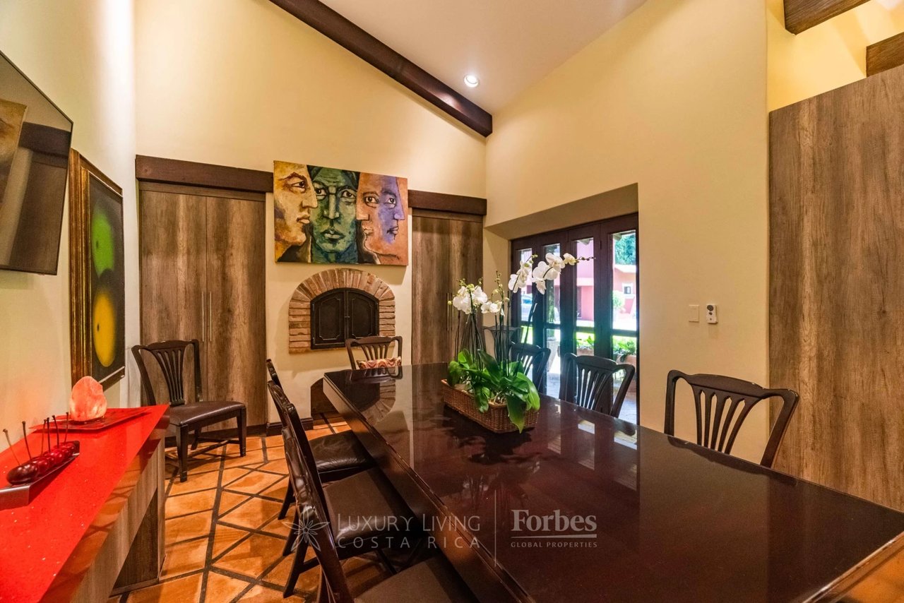 19759 - Architectural Hacienda Style Luxury Villa inTranquil Natural Oasis