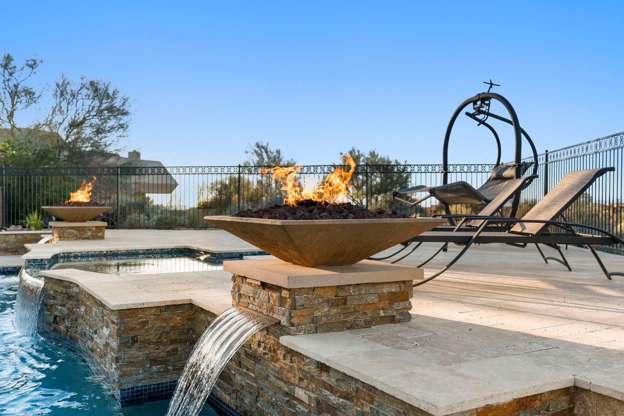 10570 E Pinnacle Peak Road