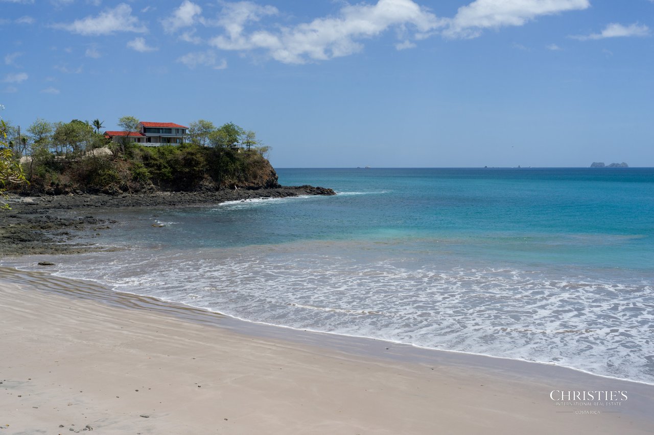 Casa Playa Bonita | Beachfront Luxury Estate in Playa Flamingo
