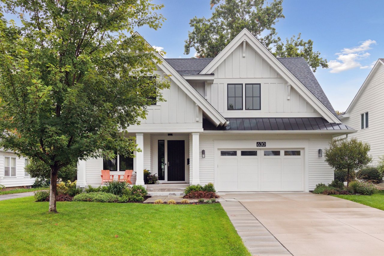 630 Gardner Street E, Wayzata