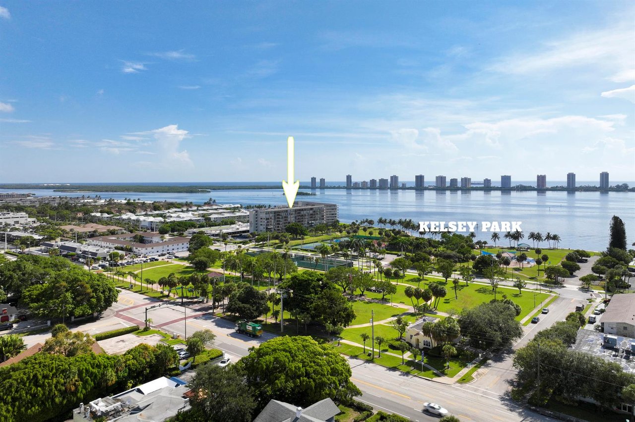 801 Lake Shore Drive #817