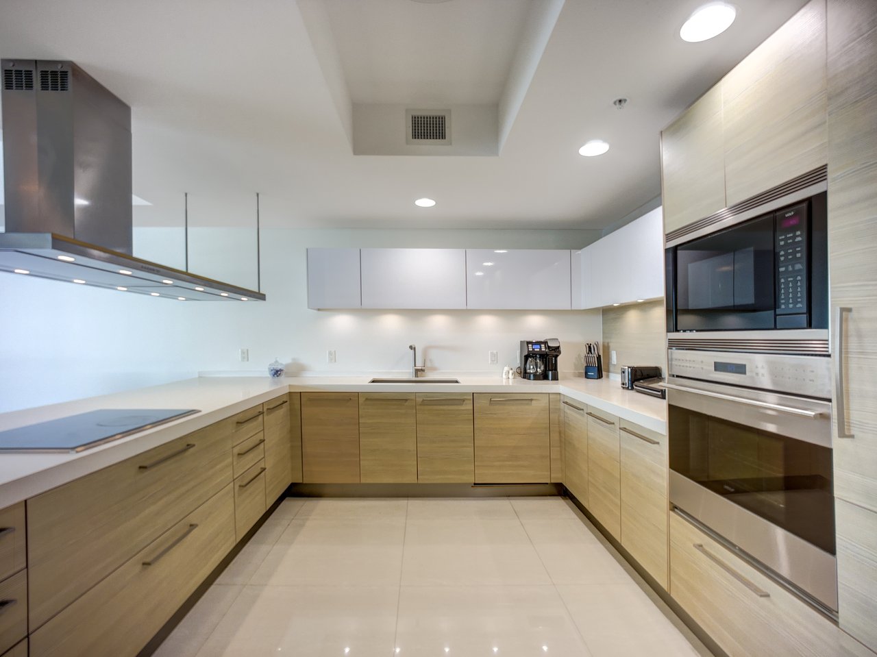 17301 Biscayne Blvd #1203