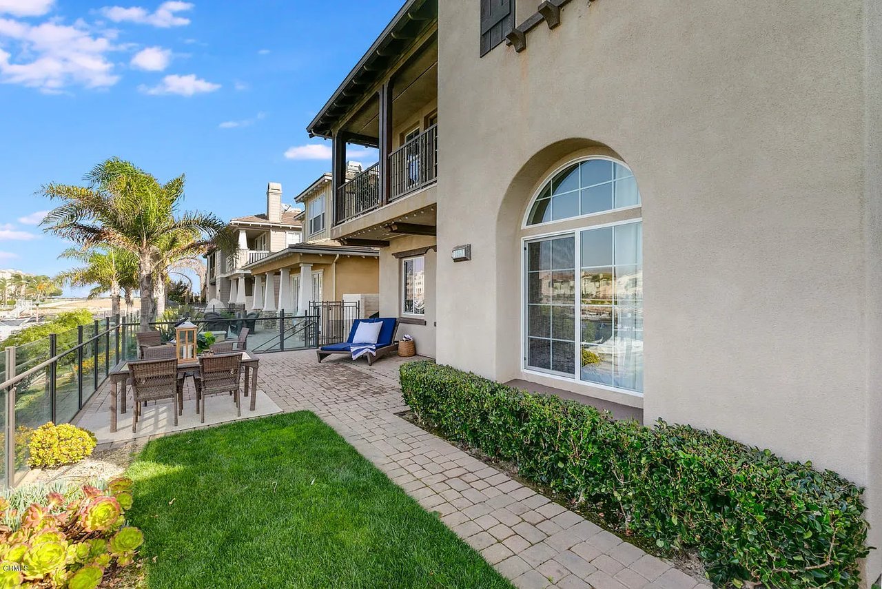 1357 Estuary Way, Oxnard, CA 93035