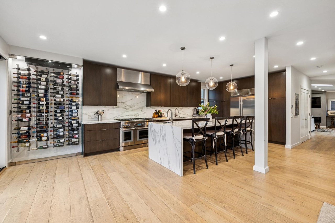 Luxurious Waterfront Home in Larkspur Marina