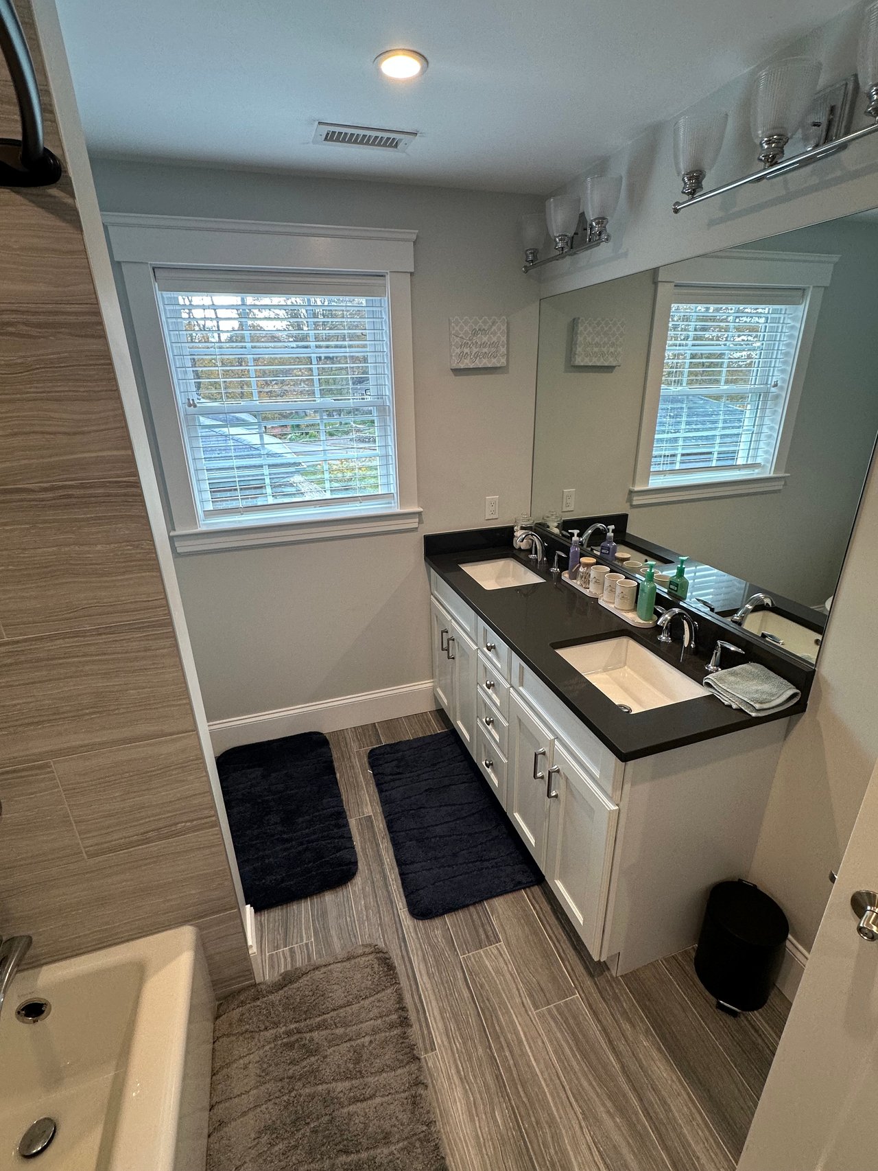 53 Old Mystic St, Arlington