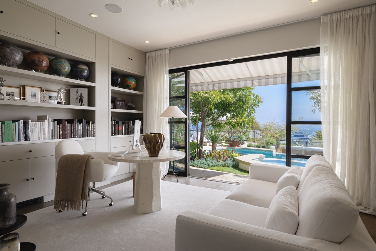 7100 La Presa Drive, hollywood hills