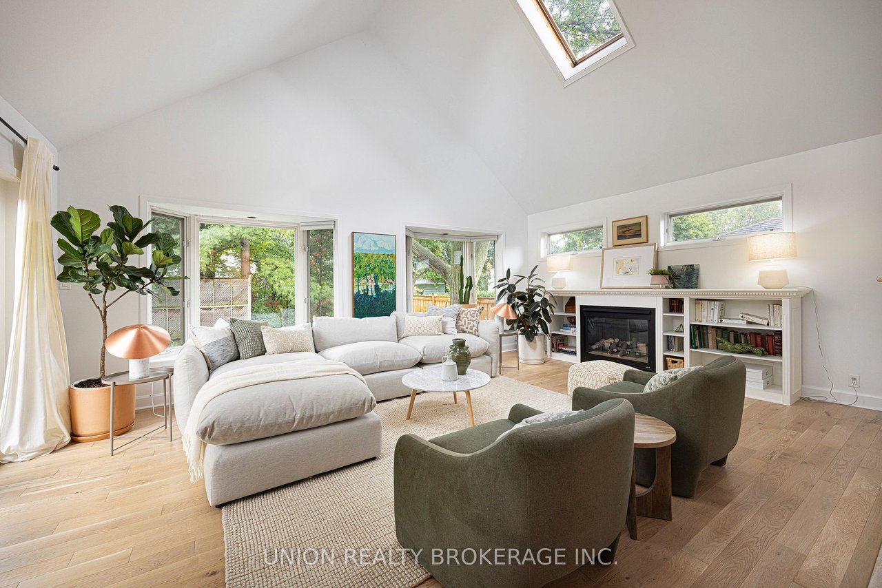 28 Sedgebrook Cres