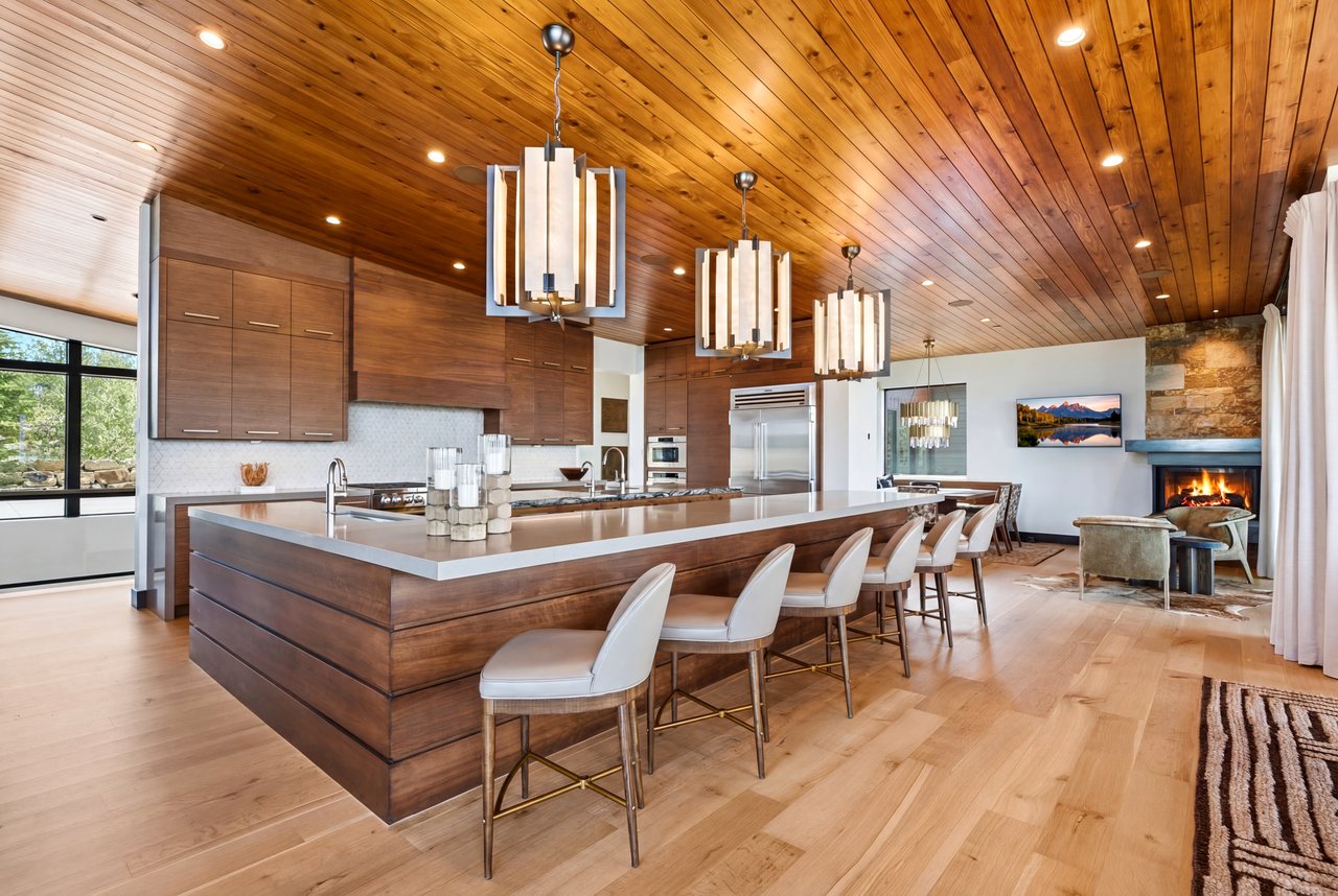 Top-of-Promontory Architectural Estate — Furnished & Turnkey - Front-Row Mountain Views