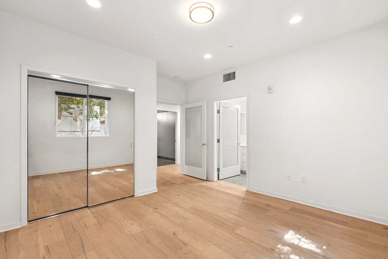 4240 Laurel Canyon Blvd Unit: 105, Studio City 