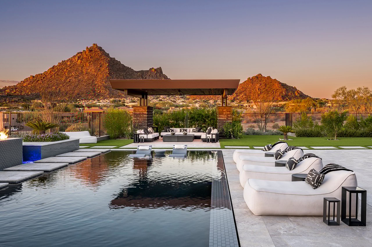 10784 E PINNACLE PEAK Road