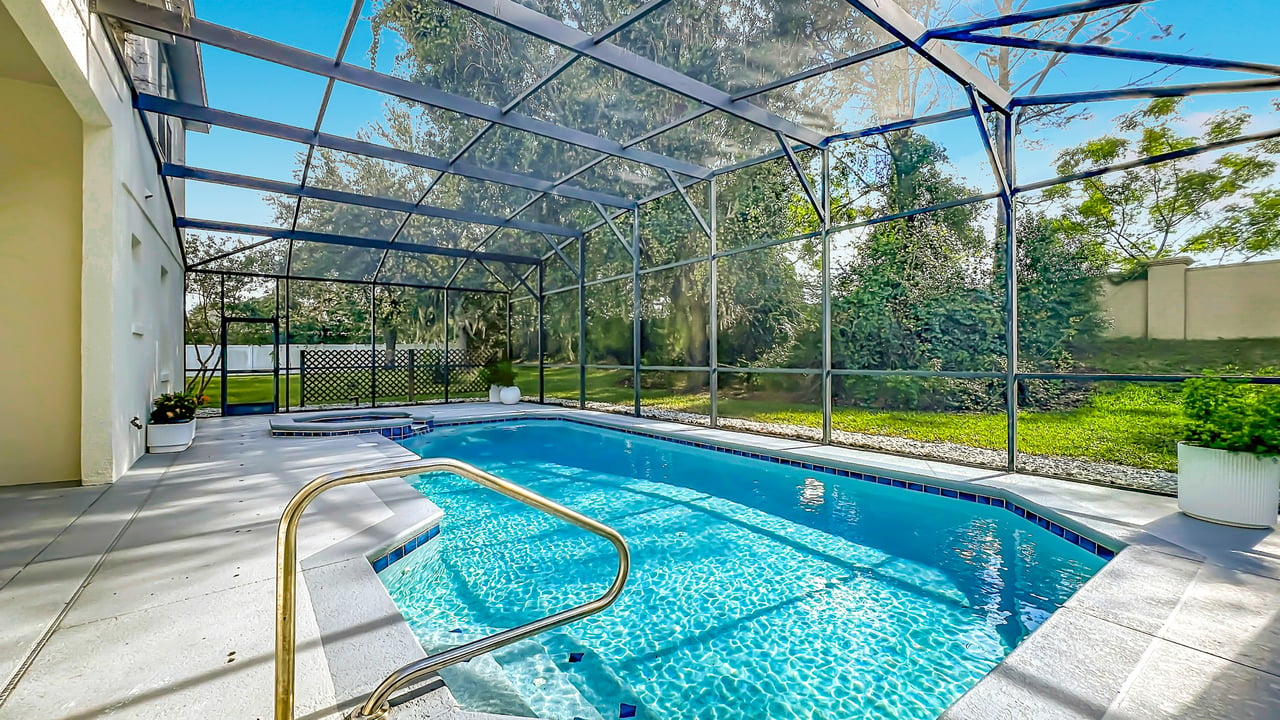 Orlando Vista Lakes 5-Bedroom 4-Bathroom Home and Lifestyle