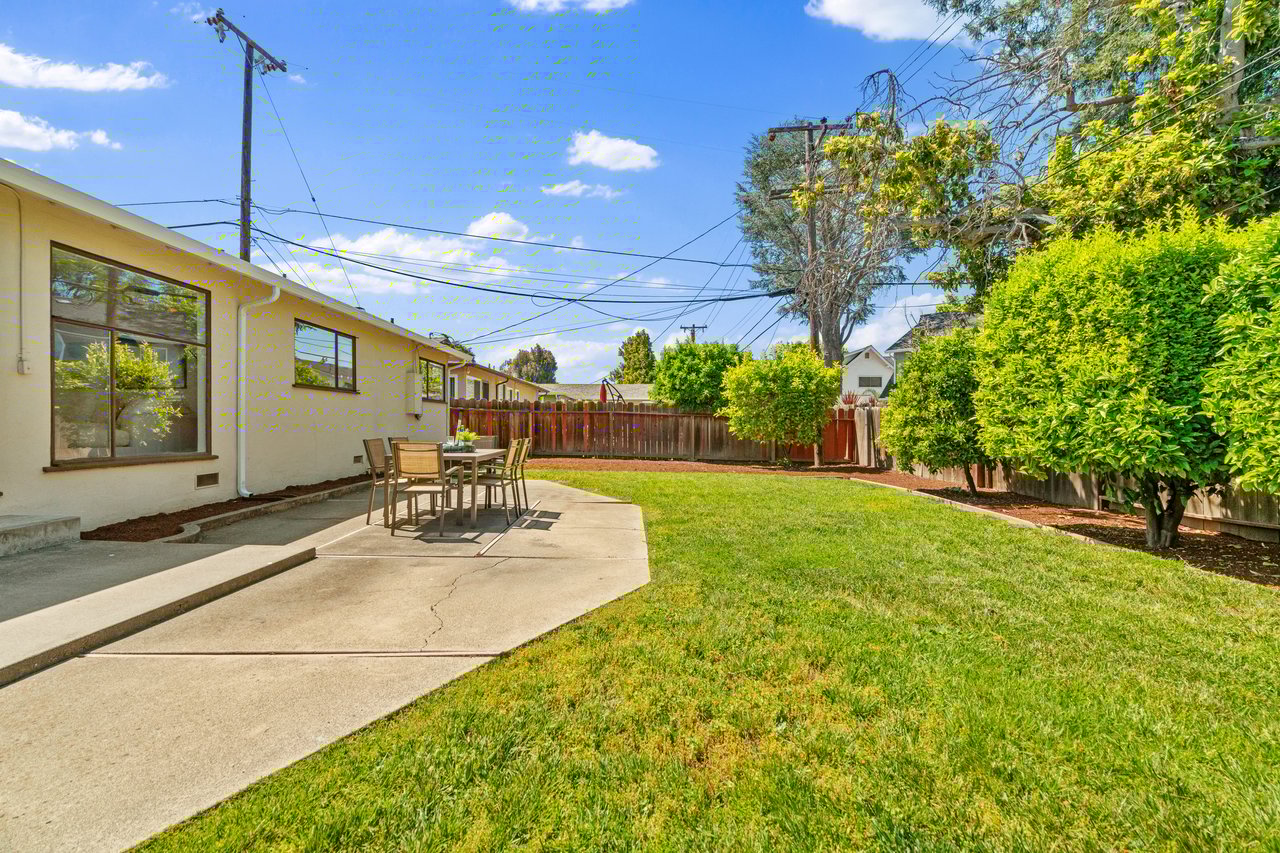 1105 W Mc Kinley AVE
