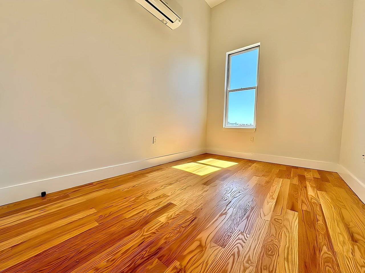 949 Metropolitan Ave 3B
