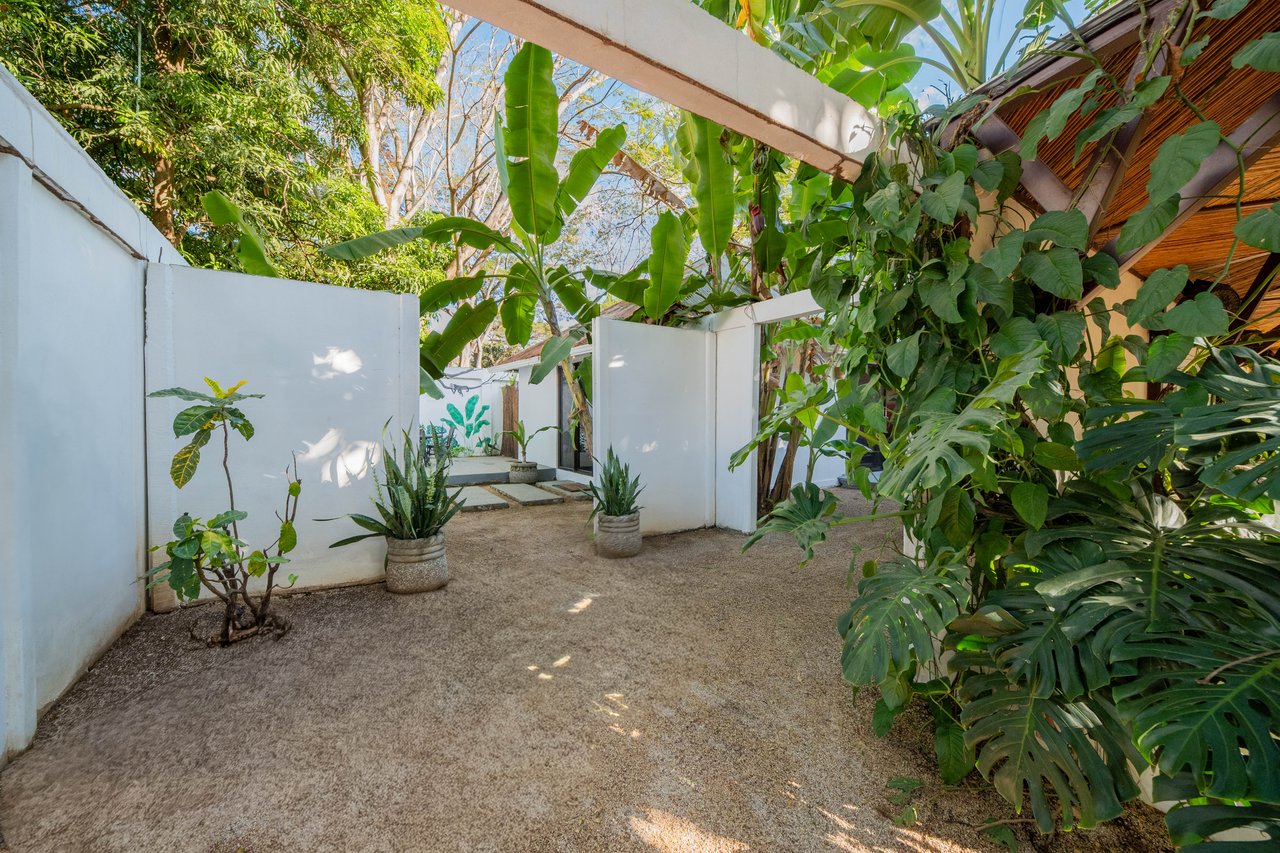 Hotel Curiol | Turnkey Boutique Jungle Hotel with Restaurant & Bar in Potrero