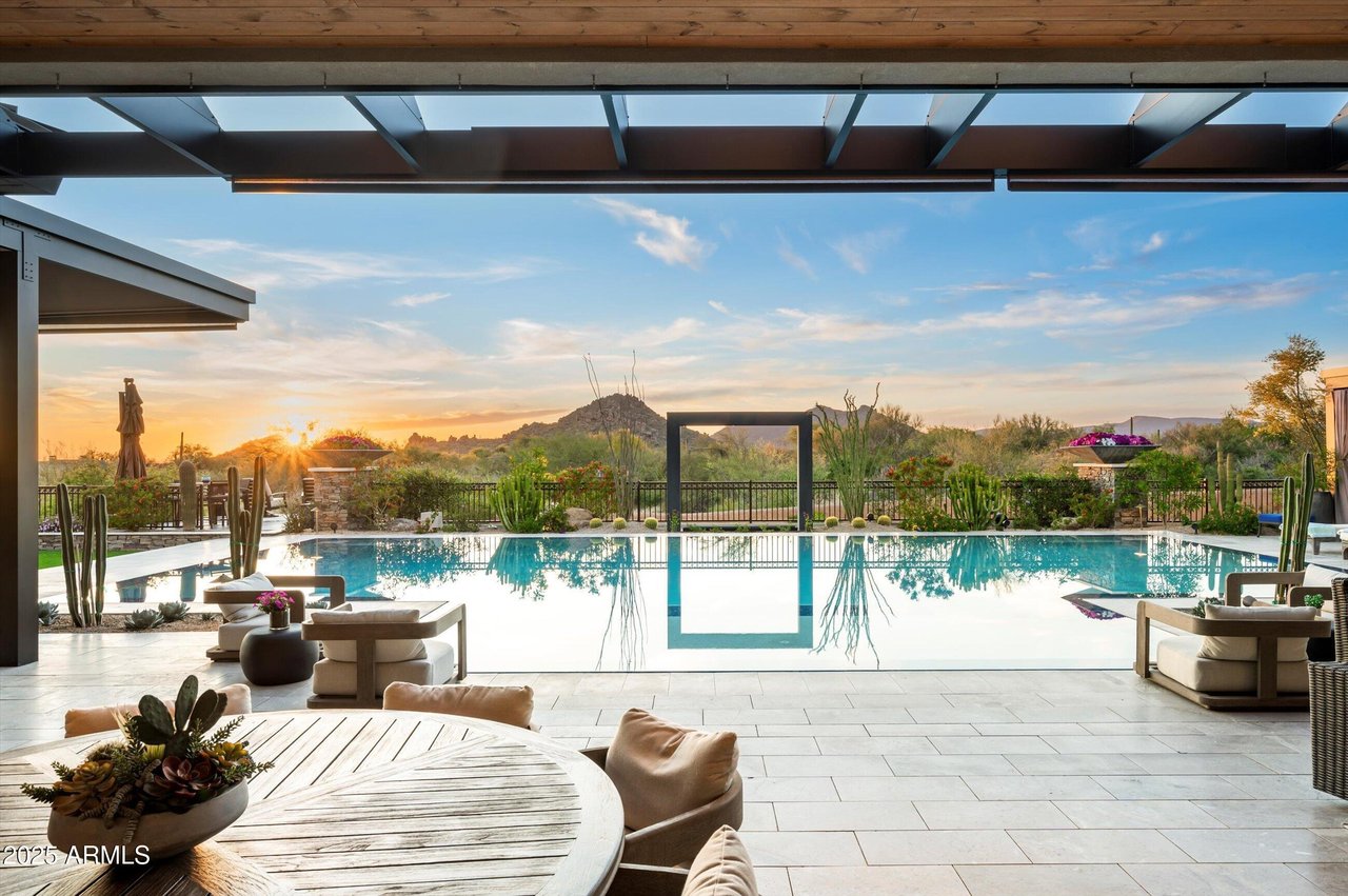 8328 E WHISPER ROCK TRL