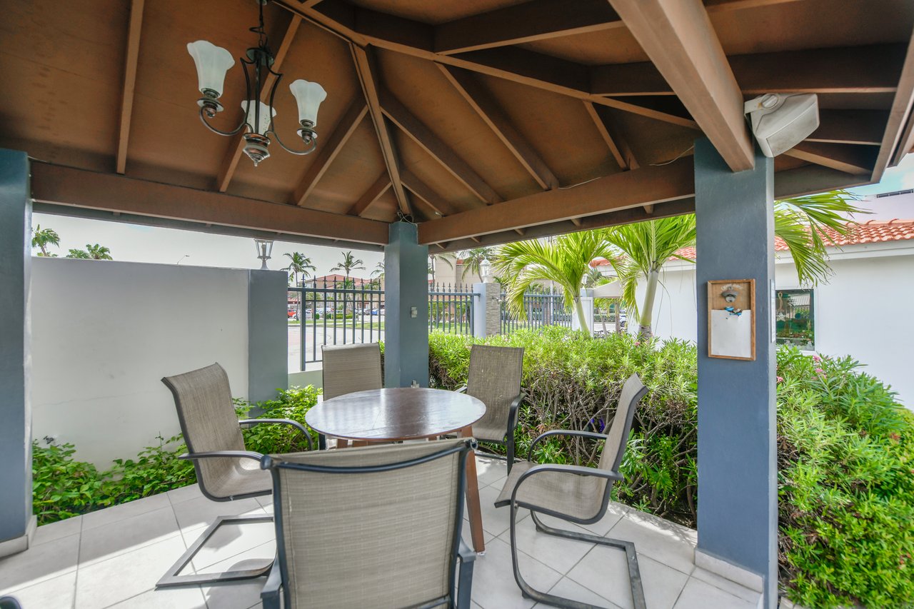 Arena Condominiums Units 4 & 4A