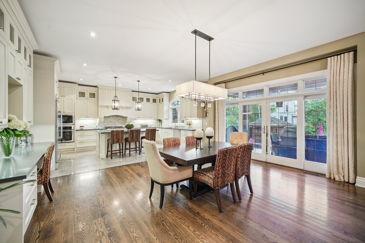 Show-stopping luxury in the heart of Southwest Oakville