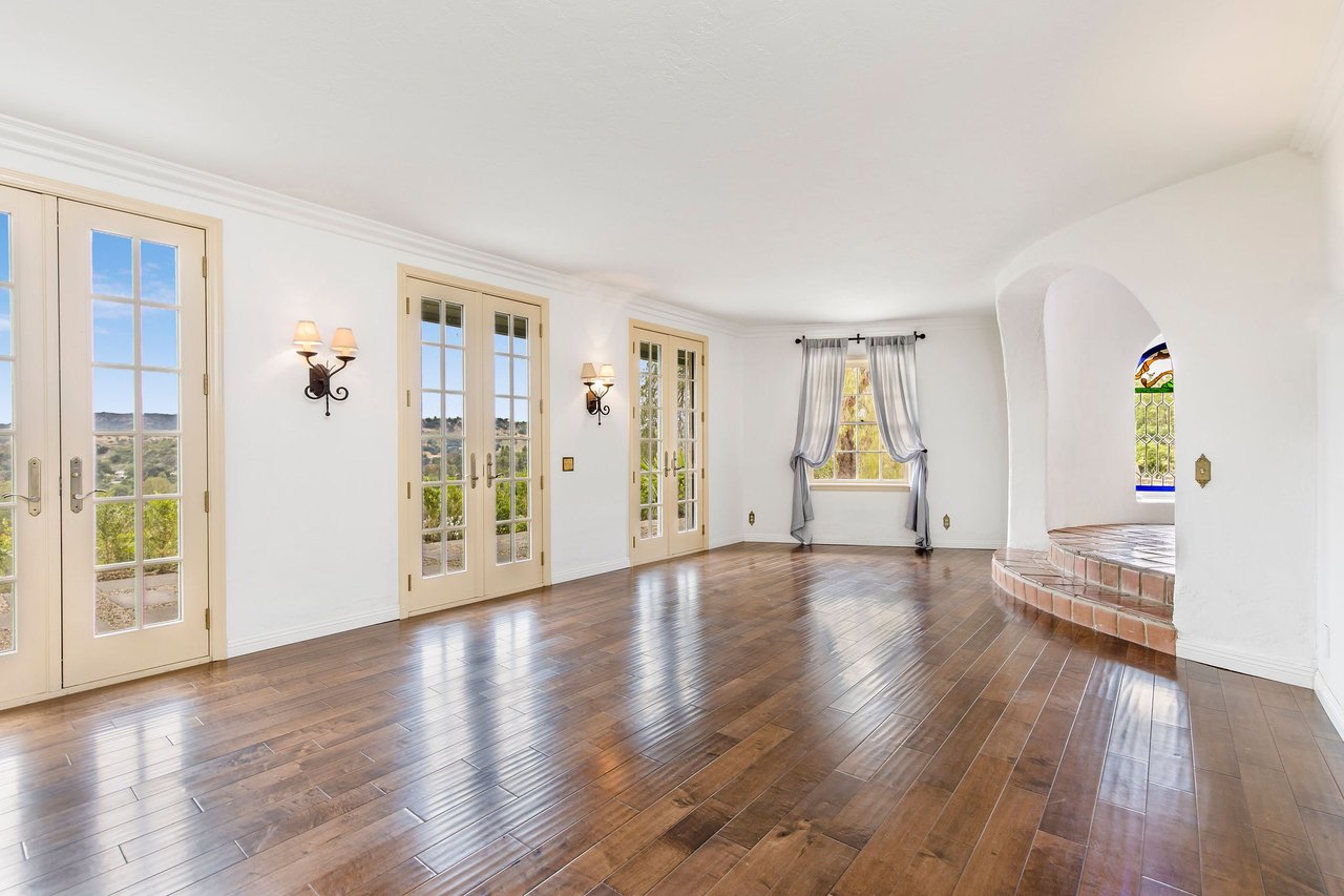 24820 Jacob Hamblin Rd