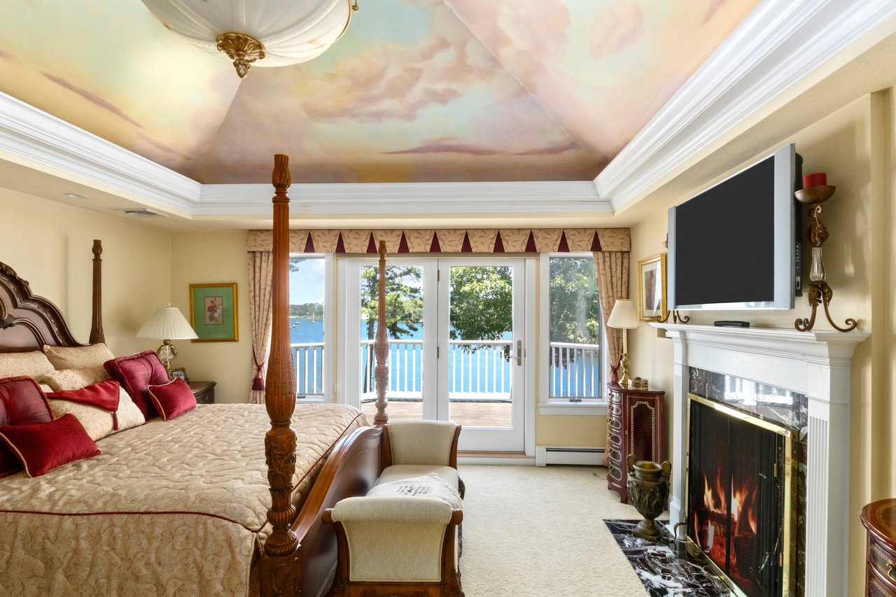 Breathtaking views over West Bay and Eel River