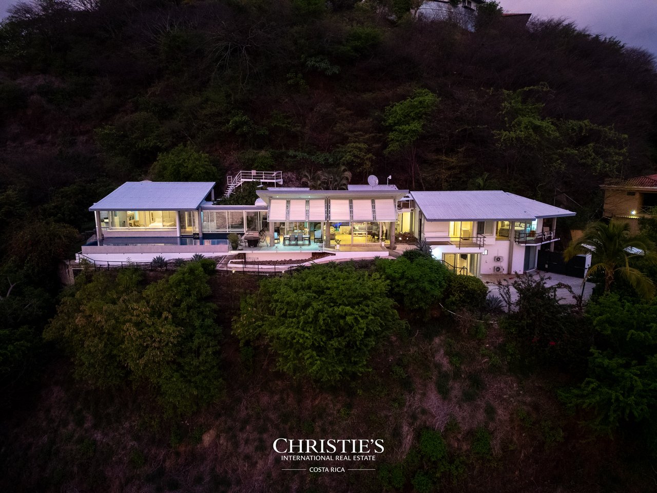 Glass House with Stunning Ocean Views and Award-Winning Design in Costa Rica, Guanacaste - Casa Holmes