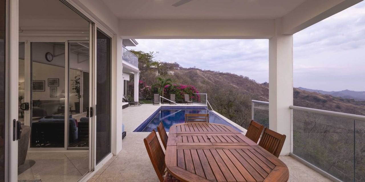 Oceanview Luxury Estate with Infinity Pool