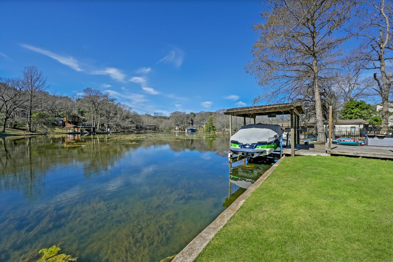 1707 Channel Road