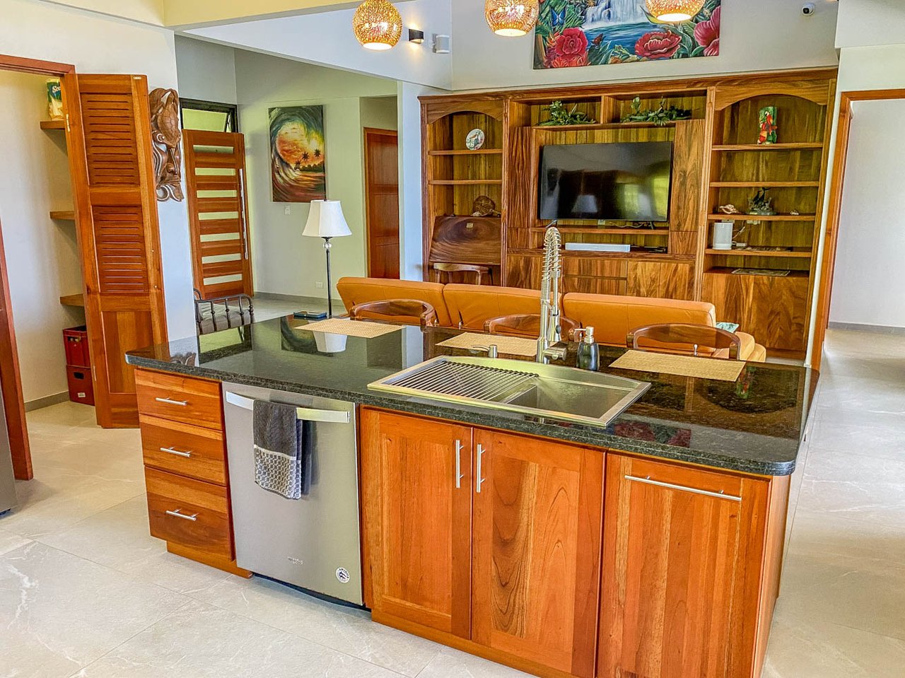 Private 2-Bed Hacienda with Ocean & Mountain Views, Pool & Development Potential in Ojochal