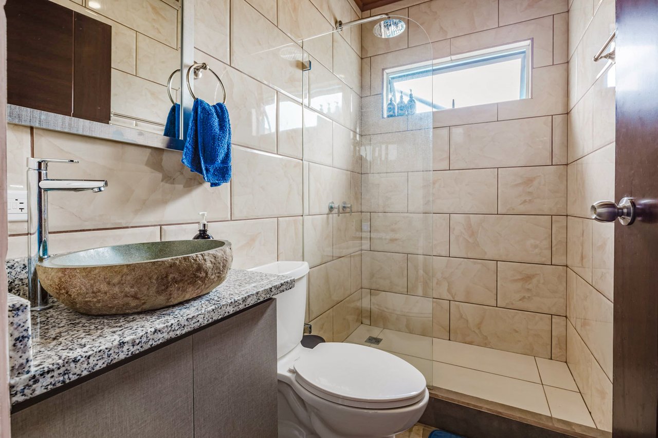 Resort-Hotel for Sale in Uvita – 12 Two-Bedroom Apartments & Pool