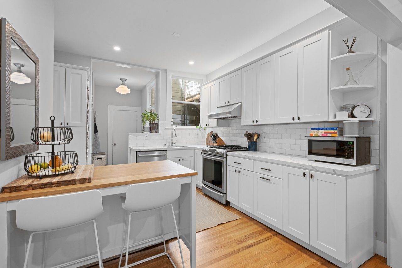 1755 Page St