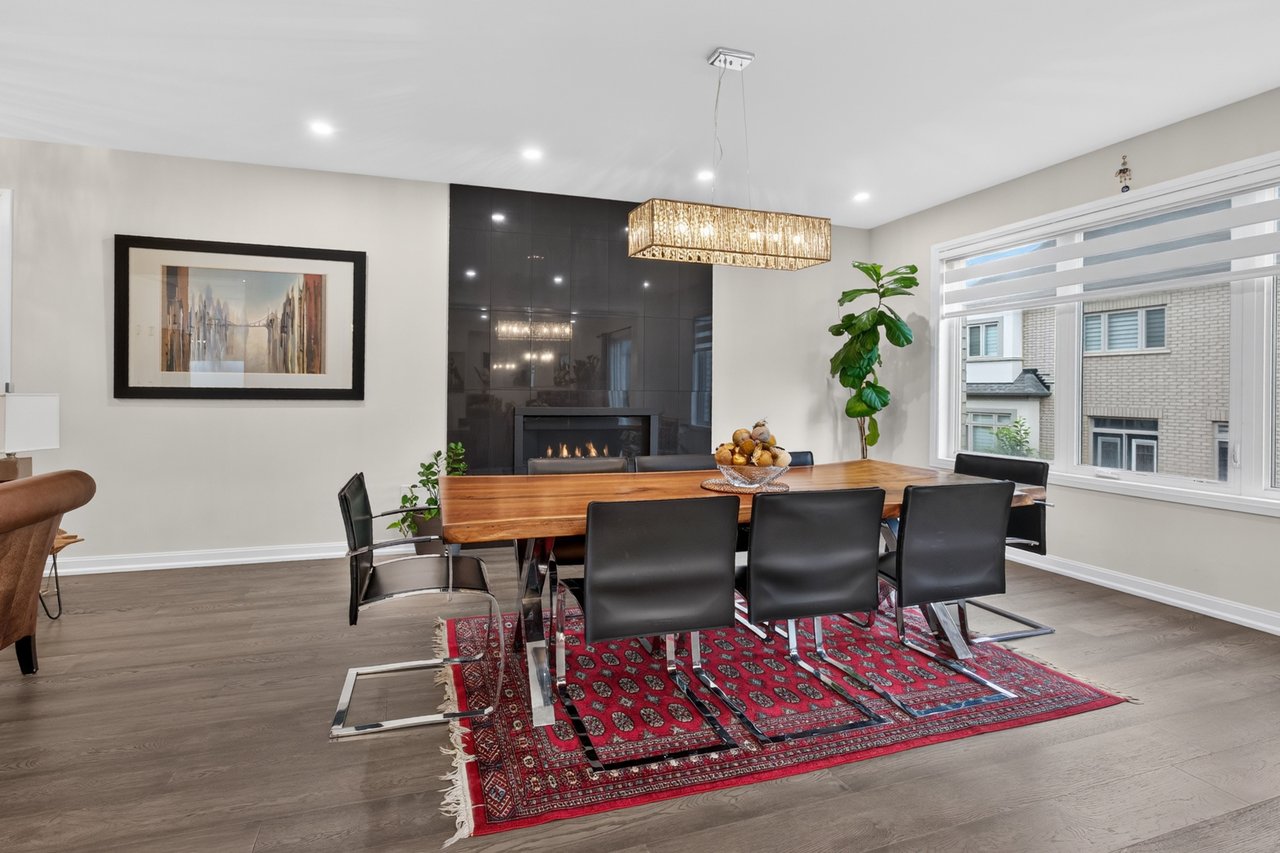 3364 Vernon Powell Drive, Oakville
