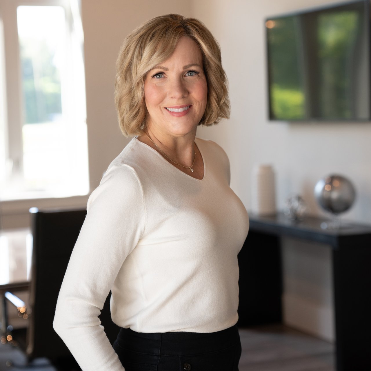 Rema Perras Windermere, FL Real Estate Agent Headshot