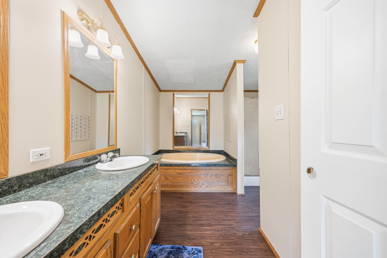 405 E Road