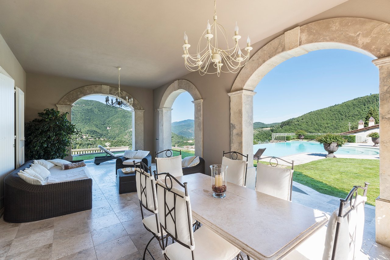 Villa Bianco Chic