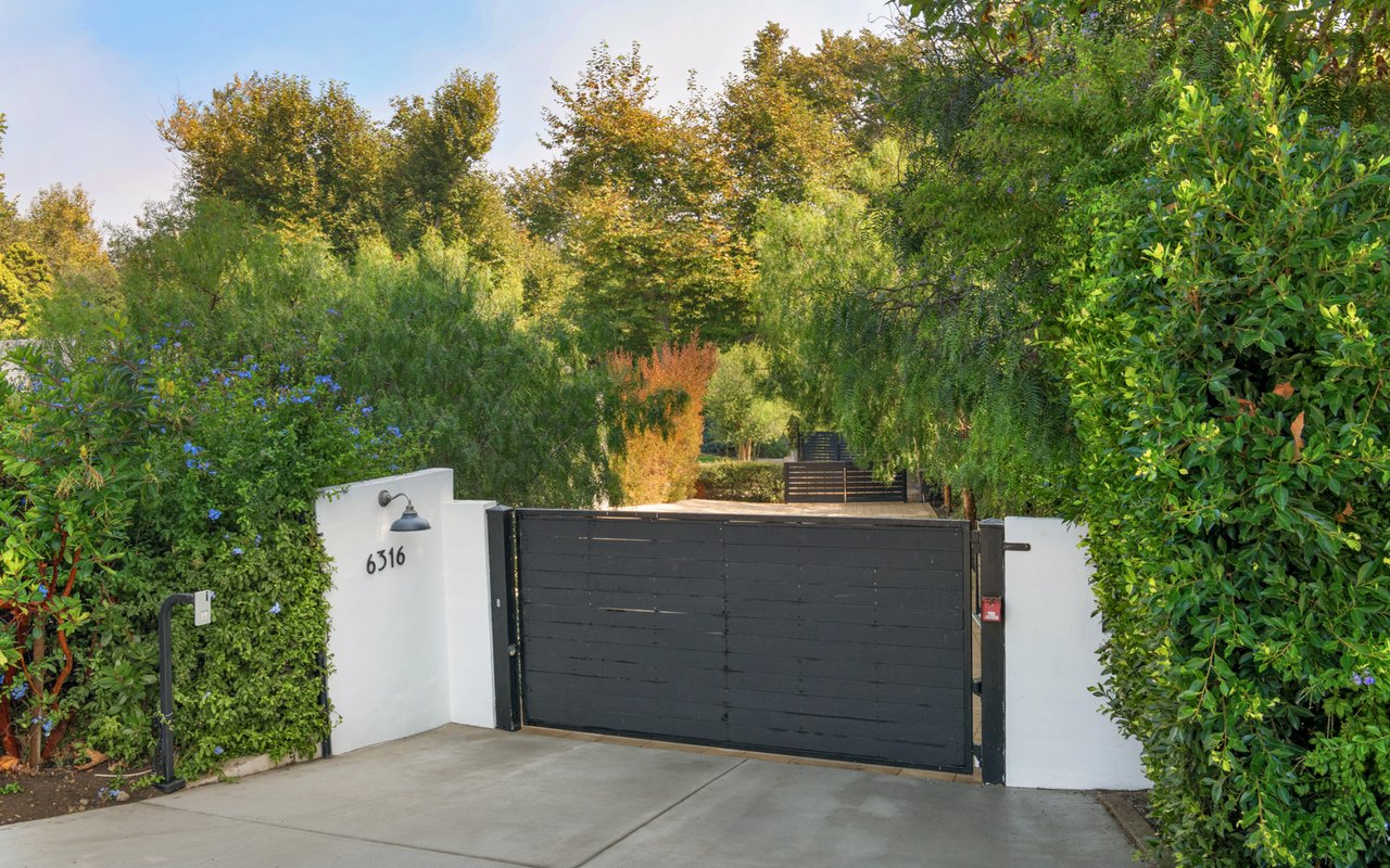 Resort-Style Malibu Oasis