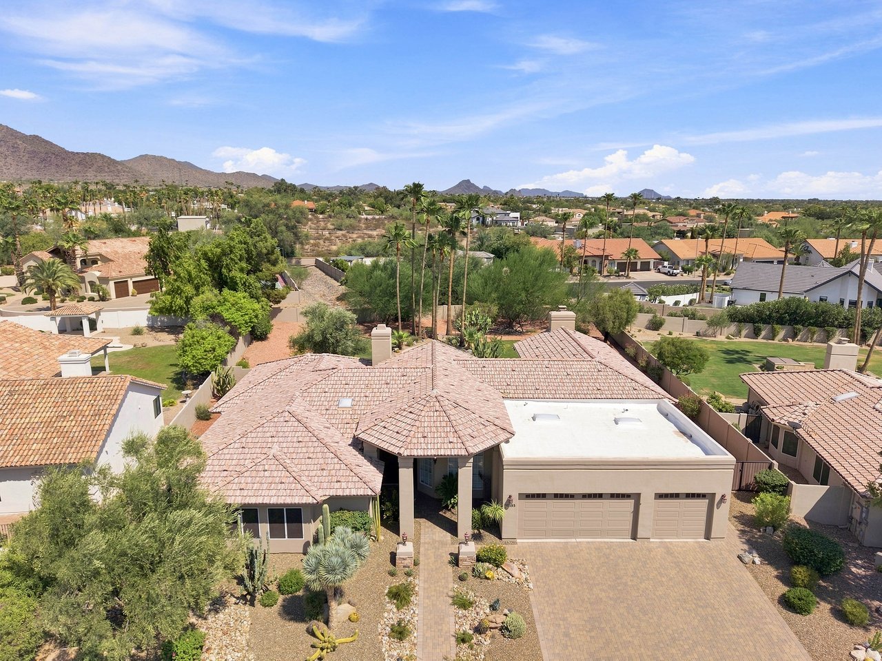 10195 E CORRINE Drive