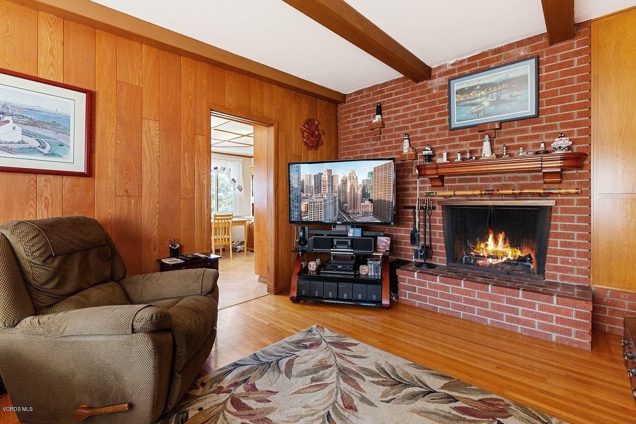 344 Palomares Ave, Ventura, CA 93003