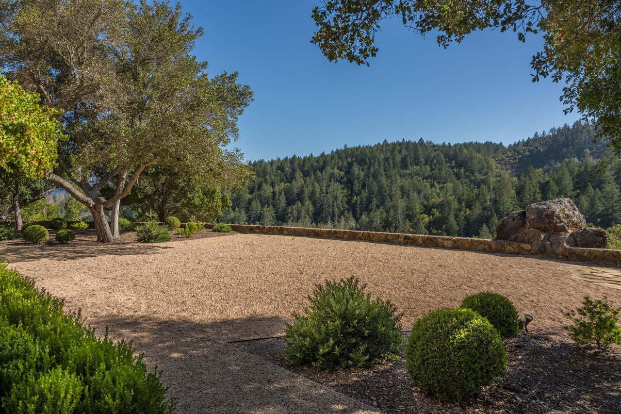 Oakville Vineyard Estate