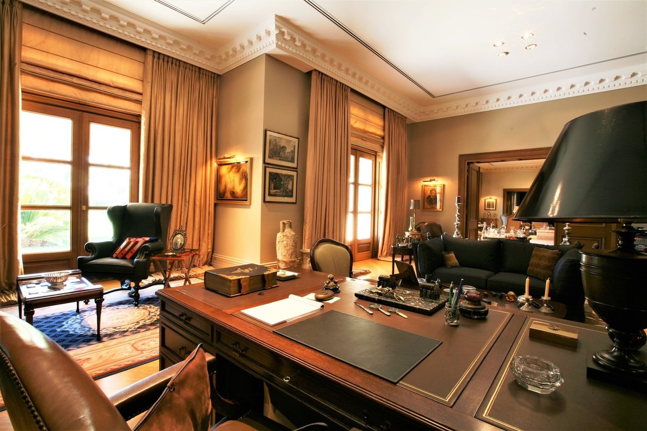 Special Luxury Condo with Sea Views in Athens