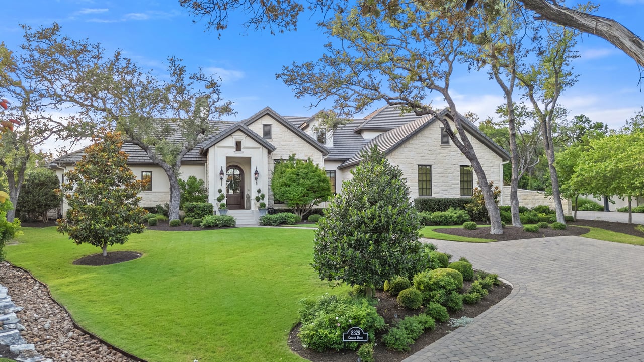 8328 Calera Dr