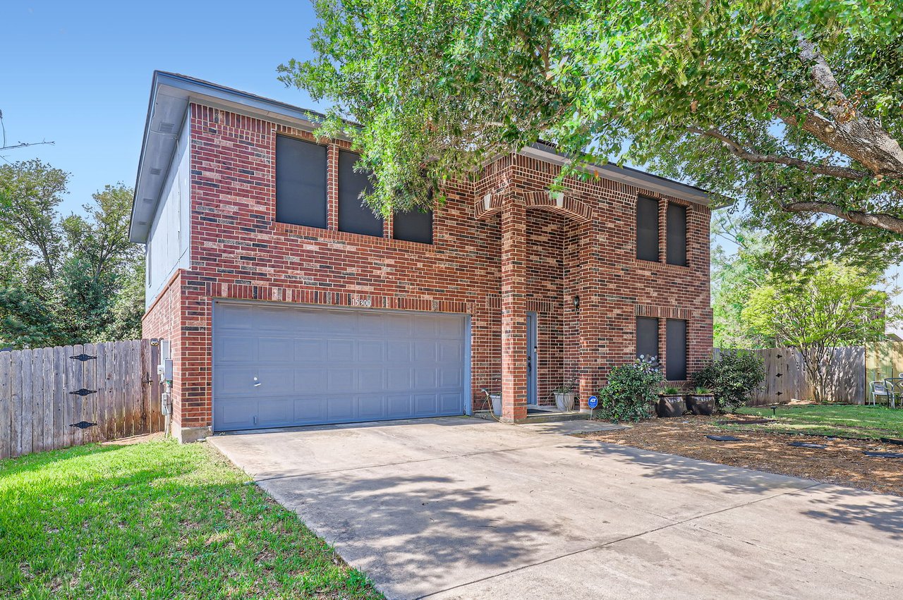 15300 lola Cove