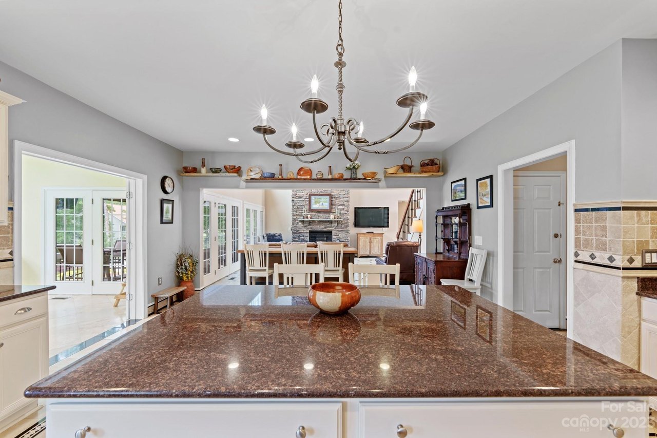 330 Waters Rd