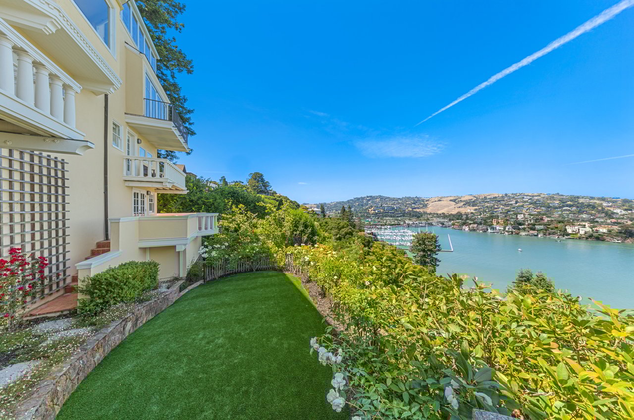Iconic Belvedere View Estate