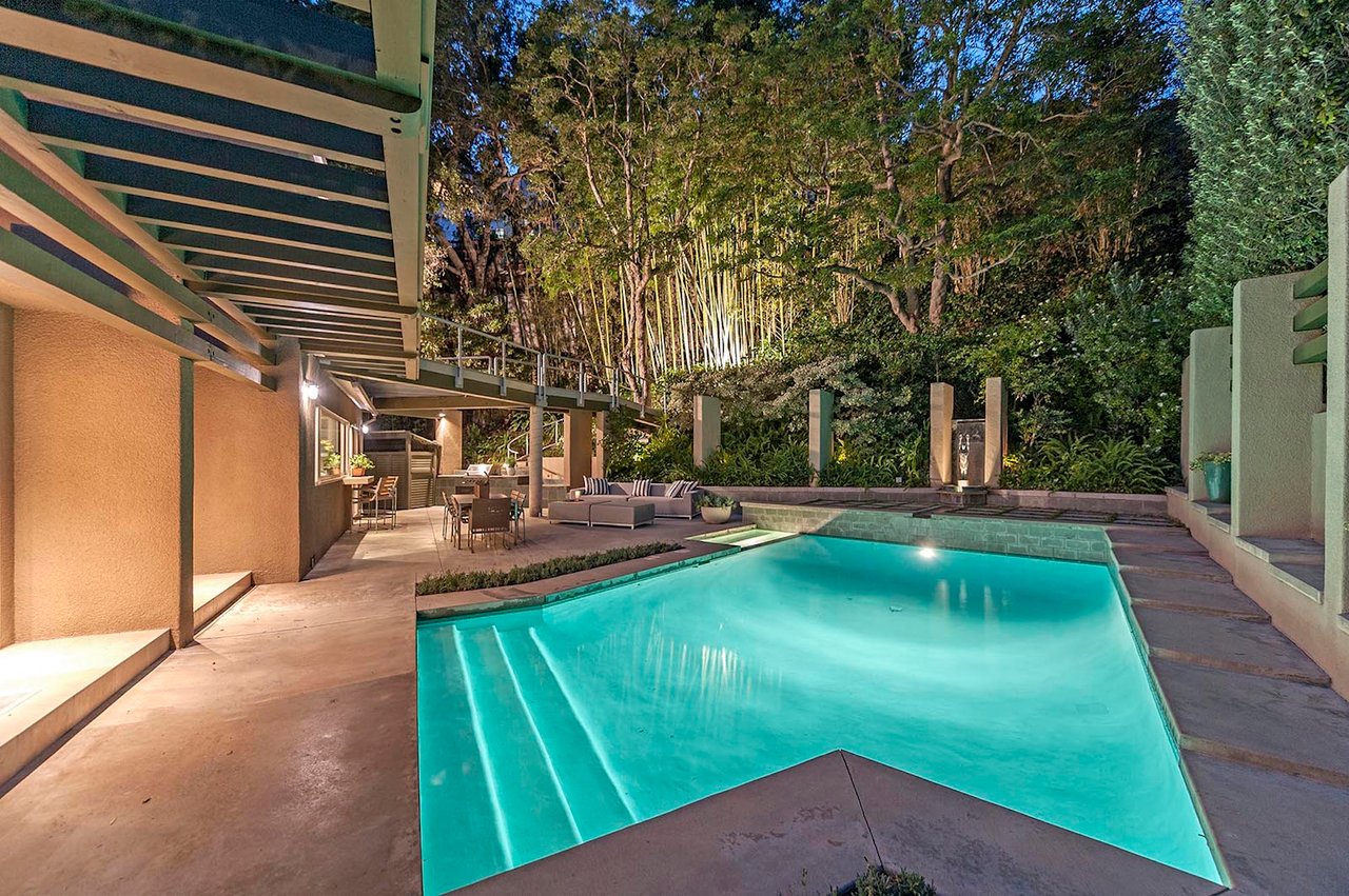 Architectural Lease | Upper Beachwood Canyon